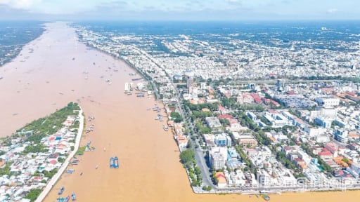 Đồng Th&aacute;p mới, d&ograve;ng s&ocirc;ng nối những bờ vui