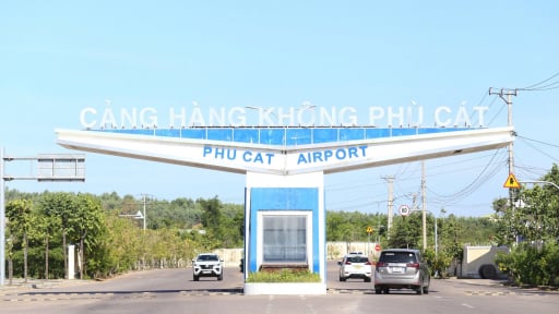 Dự &aacute;n 3.245 tỷ đồng ở s&acirc;n bay Ph&ugrave; C&aacute;t, tỉnh Gia Lai 'chạy nước r&uacute;t', c&ograve;n chờ cột mốc n&agrave;o để khai th&aacute;c?