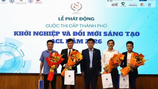 Cuộc thi Khởi nghiệp v&agrave; đổi mới s&aacute;ng tạo l&agrave;m &ldquo;bệ đỡ&rdquo; đưa &yacute; tưởng s&aacute;ng tạo ra thị trường