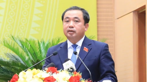 B&iacute; thư H&agrave; Nội: Chất vấn của HĐND th&agrave;nh phố phải đi thẳng v&agrave;o c&aacute;c điểm nghẽn, chỉ r&otilde; tr&aacute;ch nhiệm thuộc về ai