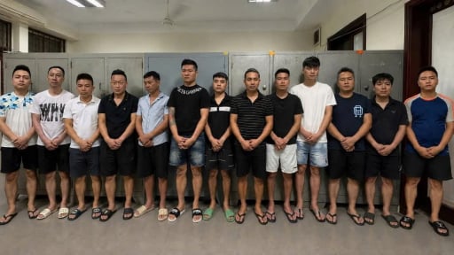Triệt ph&aacute; đường d&acirc;y c&aacute; độ b&oacute;ng đ&aacute; hơn 60 tỷ đồng m&ugrave;a World Cup, bắt 13 người