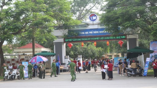 Sau vụ gian lận điểm thi tại Tuy&ecirc;n Quang: Bạn đọc n&oacute;i g&igrave; về đề xuất t&aacute;ch kỳ thi tốt nghiệp THPT v&agrave; tuyển sinh đại học?