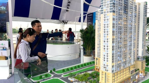 Bất động sản TP.HCM xuất hiện l&agrave;n s&oacute;ng 'giảm gi&aacute; kỹ thuật': Người mua c&oacute; thực sự được hưởng lợi?