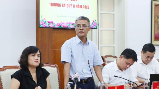 L&agrave;m r&otilde; c&aacute;c vấn đề g&acirc;y tranh c&atilde;i về thu ph&iacute; bản quyền &acirc;m nhạc tại qu&aacute;n c&agrave; ph&ecirc;, nh&agrave; h&agrave;ng, qu&aacute;n karaoke