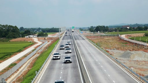Không chỉ 'giảm tải' dịp lễ 30/4, cao tốc mới Hà Tĩnh còn là lời khẳng định đanh thép về hạ tầng giao thông