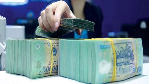 Lãi suất ngân hàng cao nhất hôm nay 3/5: Chênh lệch cực mạnh tại điều kiện đặc biệt