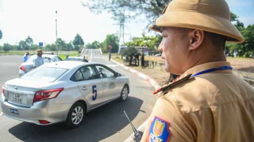 Hình ảnh công an Đà Nẵng tổ chức sát hạch lái xe “3 không” để không gây phiền hà cho người dân