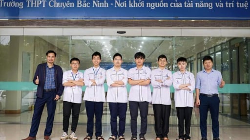 Hé lộ danh sách 133 “cao thủ” được miễn thi tốt nghiệp THPT, ưu tiên xét tuyển đại học 2025