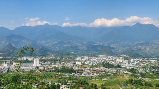 Thành phố Lai Châu nỗ lực xây dựng đô thị xanh, sạch, đẹp