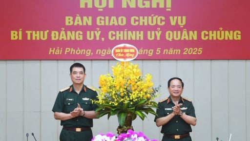 Thiếu tướng Nguyễn An Phong giữ chức Chính ủy Quân chủng Hải quân