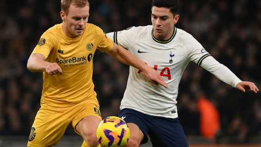 Tottenham vào chung kết Europa League, HLV Postecoglou lập tức “khiêu chiến” M.U