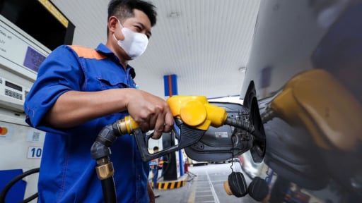 Giá xăng dầu hôm nay 13/5: Tăng sốc trở lại sau tin Mỹ - Trung đạt thoả thuận về thuế quan