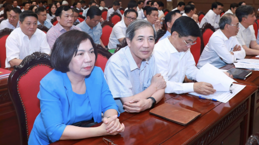 Hà Nội bố trí cán bộ sau sắp xếp: Nhiều bí thư cấp ủy đã chủ động xin nghỉ