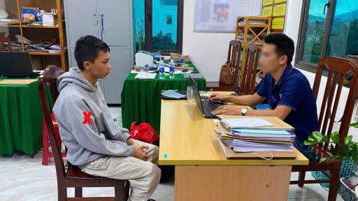 Bắt tạm giam đối tượng dùng tài khoản ảo ép học sinh dưới 16 tuổi vào mục đích khiêu dâm