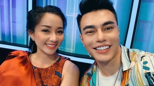 Lê Dương Bảo Lâm nói về tin ly thân vợ 