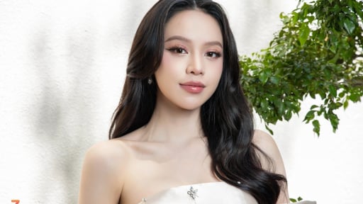 Nhan sắc hoa hậu Việt lop top 10 'Nhan sắc vượt thời gian'