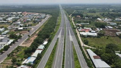 Đồng Nai gấp rút giải 
 phóng mặt bằng phục vụ dự án cao tốc Dầu Giây – Tân Phú trước 30/6
