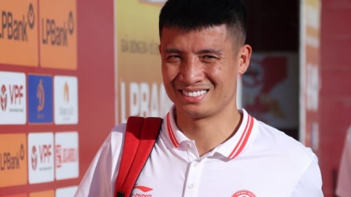 Hà Nội FC nhắm chiêu mộ Bùi Tiến Dũng từ Thể Công Viettel
