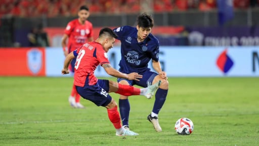 CLB CAHN hoàn toàn lép vế trước Buriram United