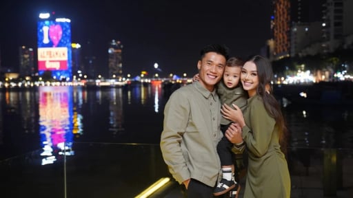 Thủ môn Bùi Tiến Dũng nói gì về vợ người mẫu sau 3 năm cưới nhau?
