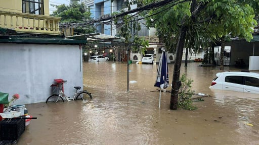 Mưa lớn gây ngập cục bộ tại Tuyên Quang