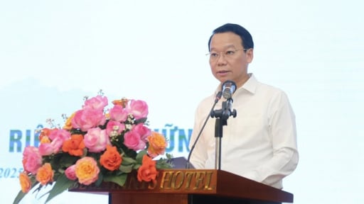 Sầu riêng Việt Nam ngon không kém Thái Lan, Malaysia, Bộ trưởng Đỗ Đức Duy nói 'ngon rồi nhưng phải chuẩn hóa, sạch, an toàn'