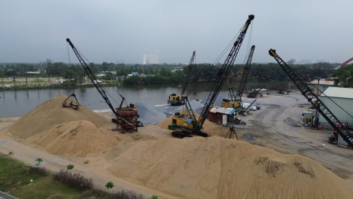TP.HCM tăng tốc tháo điểm nghẽn vật liệu cho Vành đai 3, thiết lập 'luồng xanh' cát