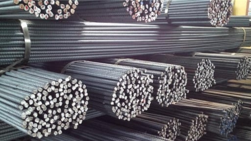 Tin đồn cắt giảm sản lượng tại Trung Quốc kéo giá thép tiếp tục giảm