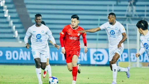 Tin tối (29/5): Nguyễn Đức Chiến gia nhập đại gia “mới nổi', nhận 'lót tay' 21 tỷ đồng?
