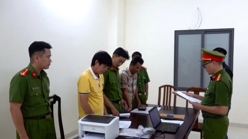  Khởi tố, bắt tạm giam 2 cựu huấn luyện viên ở Khánh Hòa