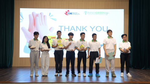 Nhóm học sinh THPT TP.HCM đoạt giải Nhì cuộc thi khởi nghiệp đổi mới sáng tạo dành cho sinh viên