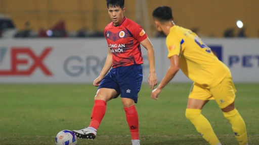 Tin sáng (31/5): HLV Polking tiến cử Đình Trọng, HLV Kim Sang-sik 'ngó lơ'