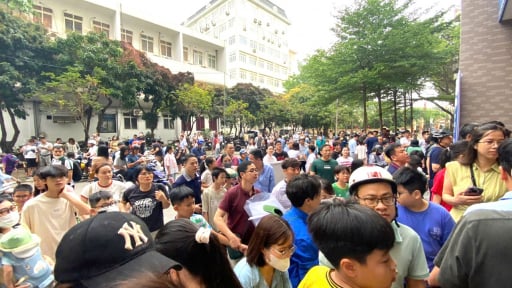 1 'chọi' 18: Sáng nay học sinh Hà Nội cạnh tranh suất vào lớp 6 Trường Nguyễn Tất Thành