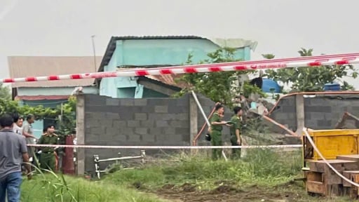 Mưa giông lớn làm sập tường rào, 2 người tử vong ở Long An