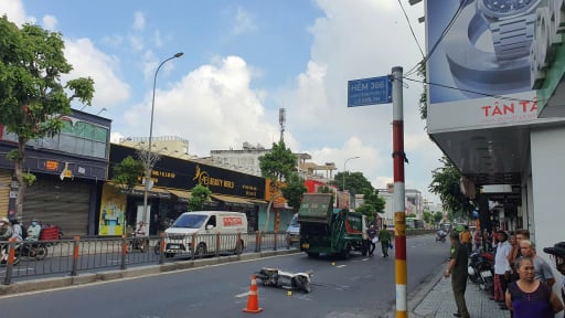 TP.HCM: Người đàn ông tử vong thương tâm sau va chạm với xe chở rác ở Gò Vấp