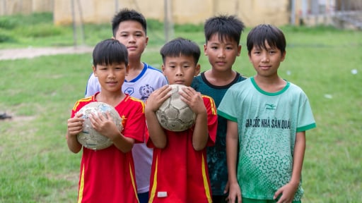 Ông bầu sân đất ở Hải Dương: Từ sân đất mùa hạ đến giấc mơ sân cỏ