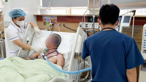 Chảy máu não vì sử dụng phải cồn sát trùng giả để xúc miệng chữa đau răng