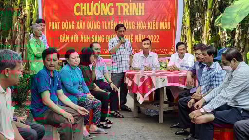 Đây, một xã nông thôn mới kiểu mẫu ở Hậu Giang, dân giàu nhờ trồng sầu riêng sạch, thu nhập 81 triệu đồng/người/năm