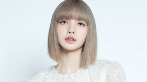 Khối tài sản đồ sộ của mỹ nhân sinh năm 1997 từng được bầu chọn là đẹp nhất thế giới