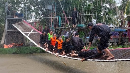 Trước khi sáp nhập tỉnh Tiền Giang, UBND tỉnh Đồng Tháp ban hành một kế hoạch quan trọng ở lĩnh vực gì mà đảm bảo tăng trưởng 2 con số?
