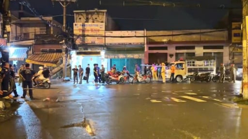 Hai thanh niên tử vong sau khi tông vào nhà dân ở Gò Vấp