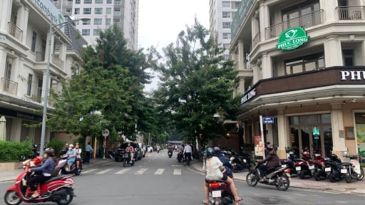 Vì sao giá thuê nhà phố tại TP.HCM sụt giảm?