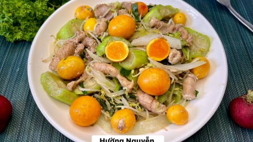 Bộ phận “độc lạ” không phải con gà nào cũng có, đem xào giá thành món ngon bổ dưỡng