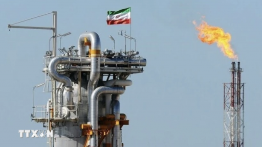 Giá xăng dầu hôm nay 17/6: 'Nóng' khi Israel tuyên bố khống chế không phận Iran, ông Trump kêu gọi 'rời Tehran ngay lập tức'
