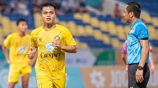 Tin sáng (18/6): Thép xanh Nam Định “đi chợ” sớm, chiêu mộ cùng lúc 2 tân binh