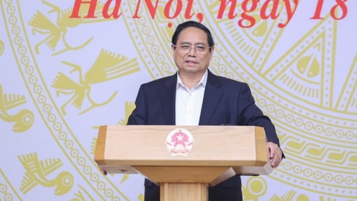 Thi tốt nghiệp THPT 2025 giai đoạn sáp nhập các tỉnh thành: Thủ tướng Phạm Minh Chính chỉ đạo 'nóng'