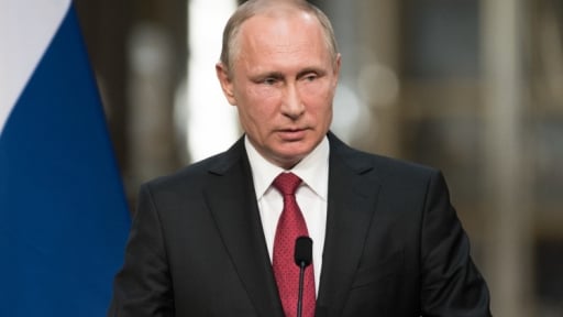 Tổng thống Putin tuyên bố 'nóng' giữa cảnh báo nền kinh tế Nga suy thoái, lạm phát phi mã, doanh nghiệp tháo chạy