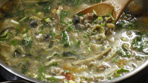 Bồng khoai ao nấu tôm, chạch đồng om hoa chuối ở Thái Bình, đã ngon còn thơm cả ngày hè