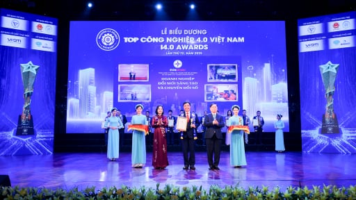 EVNHCMC được vinh danh Top Công nghiệp 4.0 Việt Nam năm 2025