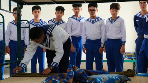Khai mạc 'Học kỳ trong Quân đội' năm 2025 với chủ đề 'Kỷ luật – Kết nối – Yêu thương'